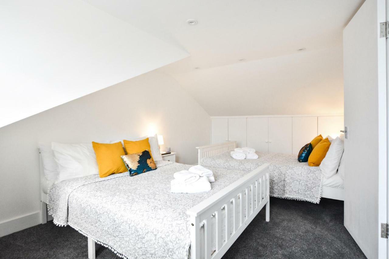 Maida Vale, Queens Park, Warwick Avenue * Londra